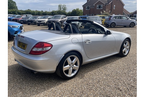 1.8 SLK200 Kompressor Convertible 2dr Petrol Automatic (211 g/km, 163 bhp)