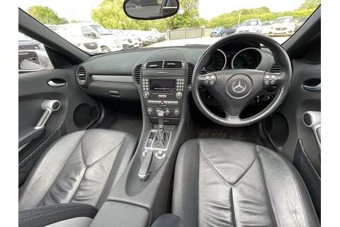 1.8 SLK200 Kompressor Convertible 2dr Petrol Automatic (211 g/km, 163 bhp)