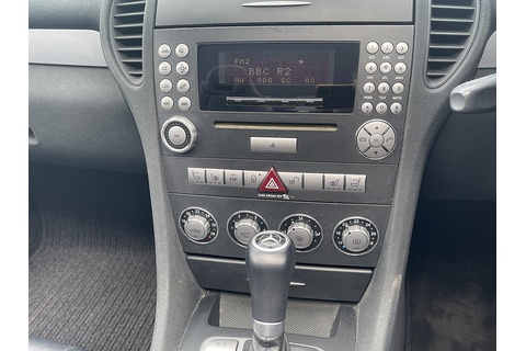1.8 SLK200 Kompressor Convertible 2dr Petrol Automatic (211 g/km, 163 bhp)