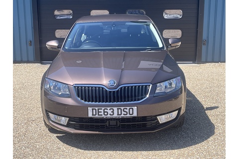 TDI Elegance Hatchback 2.0 Automatic Diesel