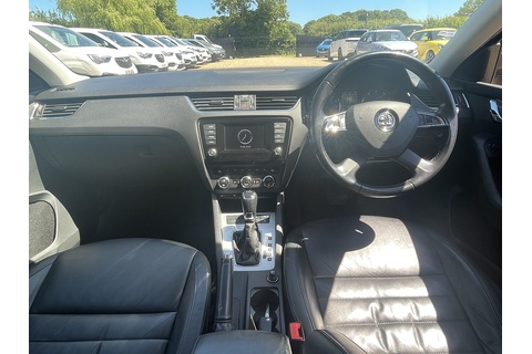 TDI Elegance Hatchback 2.0 Automatic Diesel