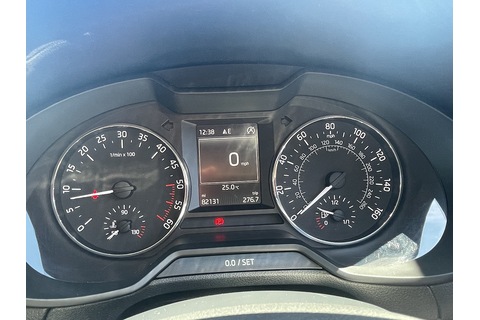 TDI Elegance Hatchback 2.0 Automatic Diesel