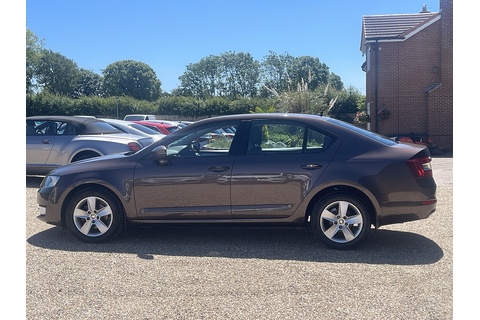 TDI Elegance Hatchback 2.0 Automatic Diesel