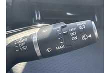 Land Rover Range Rover Evoque P300e R-Dynamic S 2023