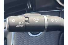 Land Rover Range Rover Evoque P300e R-Dynamic S 2023