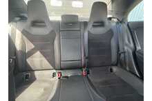 Mercedes-Benz CLA CLA200h MHEV AMG Line 2023