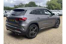 Mercedes-Benz GLA GLA200 AMG Line 2023