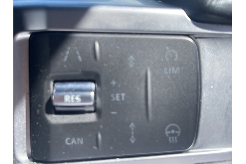 3.0 D300 MHEV Metropolitan Edition SUV 5dr Diesel Auto 4WD Euro 6 (s/s) (300 ps)
