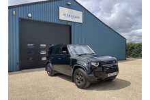 Land Rover Defender 110 D250 MHEV 2023