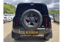 Land Rover Defender 110 D250 MHEV 2023