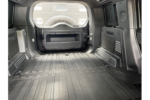 3.0 D250 MHEV Hard Top SUV 5dr Diesel Auto 4WD MWB Euro 6 (s/s) (250 ps)