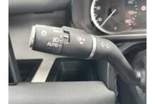 Land Rover Defender 110 D250 MHEV 2023