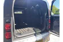 Land Rover Defender 110 D250 MHEV 2023