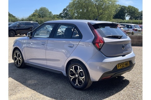 VTi-TECH Exclusive Nav Hatchback 1.5 Manual Petrol