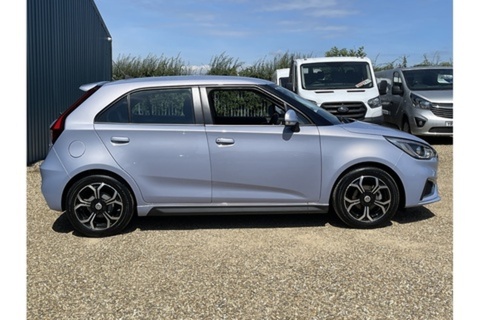 VTi-TECH Exclusive Nav Hatchback 1.5 Manual Petrol
