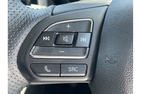 VTi-TECH Exclusive Nav Hatchback 1.5 Manual Petrol