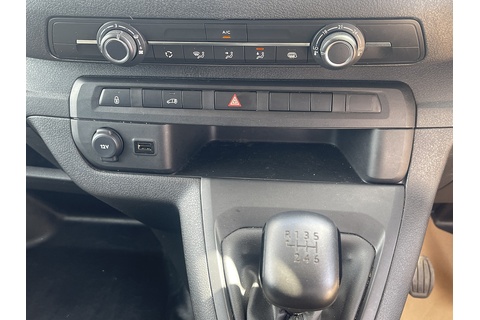 1.5 Turbo D 2900 Pro Panel Van 6dr Diesel Manual L2 H1 Euro 6 (s/s) (100 ps)
