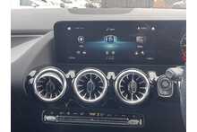 Mercedes-Benz GLA GLA200 AMG Line 2023