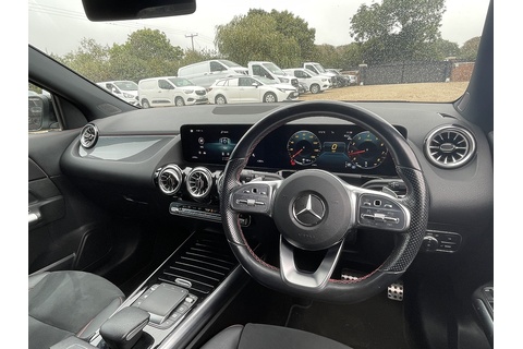 1.3 GLA200 AMG Line (Executive) SUV 5dr Petrol 7G-DCT Euro 6 (s/s) (163 ps)