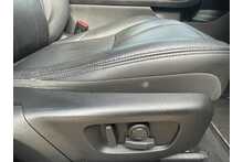 Land Rover Range Rover Evoque P300e R-Dynamic S 2023