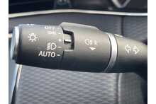 Land Rover Range Rover Evoque P300e R-Dynamic S 2023