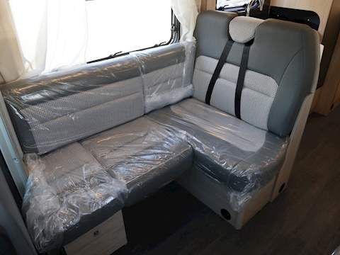 Autotrail F-Line F70 Motorhome - N1267