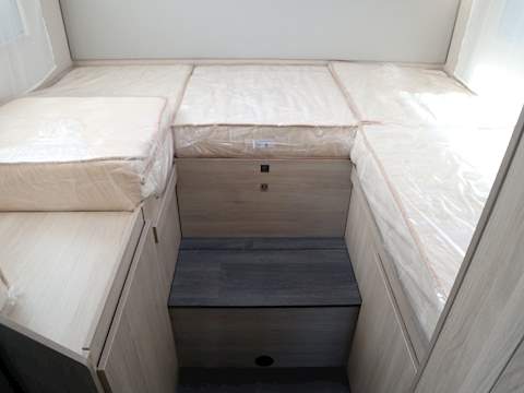 Autotrail F-Line F70 Motorhome - N1267