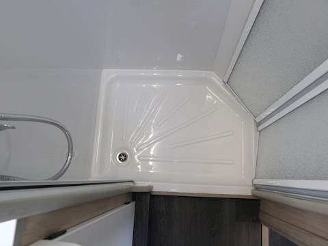 Autotrail F-Line F70 Motorhome - N1267