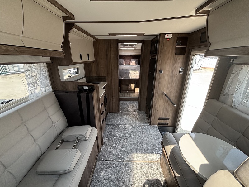 Coachman Travel Master 545 2025 Motorhome - Large 20