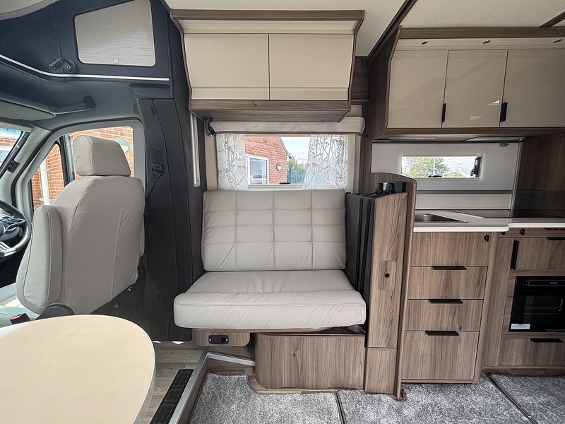 Coachman Travel Master 545 2025 Motorhome - Large 22