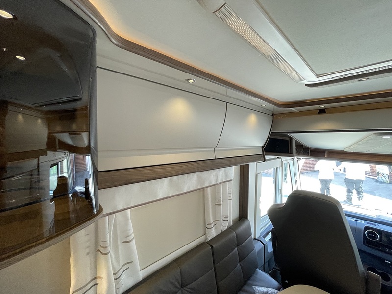 Coachman Travel Master Imperial 865 2025 A-class - Large 28