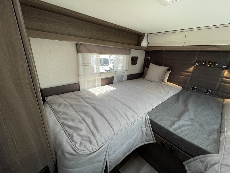Coachman Travel Master Imperial 865 2025 A-class - Large 9