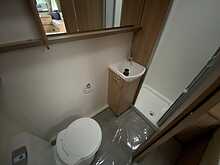 Bailey Phoenix +644 2023 Caravan5