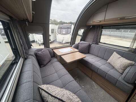 Bailey Unicorn Vigo Caravan - N1479