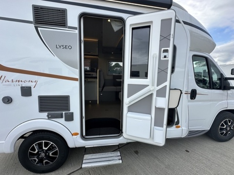 Burstner Lyseo TD Harmony 594 2024 Motorhome - Large 4