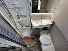 Hymer Exsis I 580  A Class Motorhome37