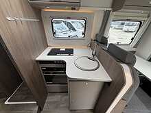 Carado T447 Edition  Motorhome11