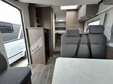 Carado T447 Edition  Motorhome5