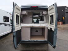 Burstner Eliseo C 540  Campervan12
