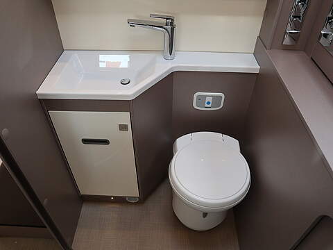 Burstner Lyseo TD Harmony 684 G Motorhome - N1697