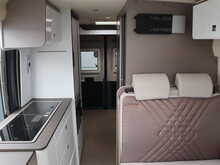 Burstner Eliseo C 602  Campervan9