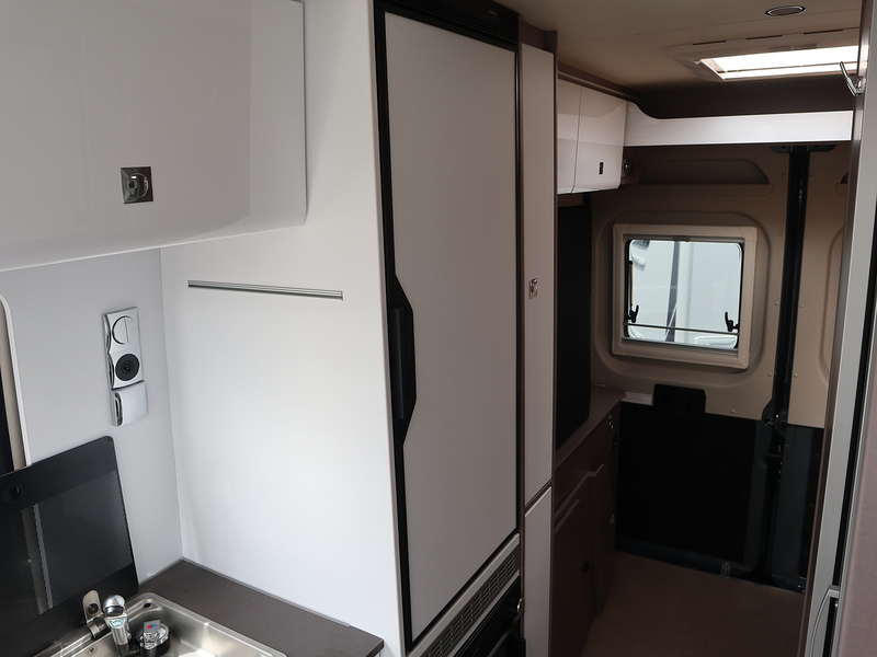 Burstner Eliseo C 602  Campervan - Large 13