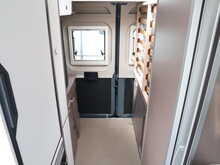 Burstner Eliseo C 602  Campervan15