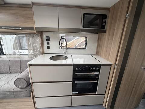Bailey Unicorn Deluxe Cabrera Caravan - N1772