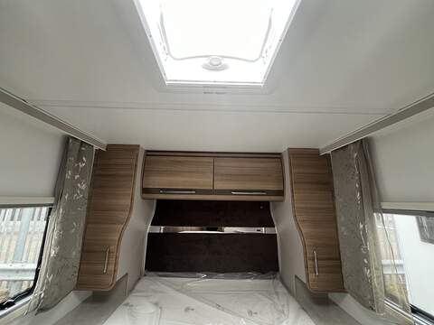 Bailey Unicorn Deluxe Cabrera Caravan - N1772