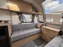 Bailey Phoenix GT75 420 2024 Caravan7