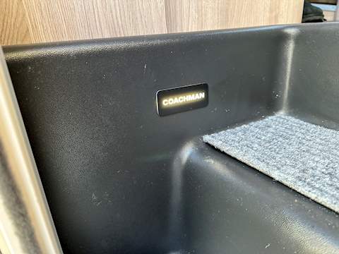 Coachman Travel Master 565 Motorhome - N1787