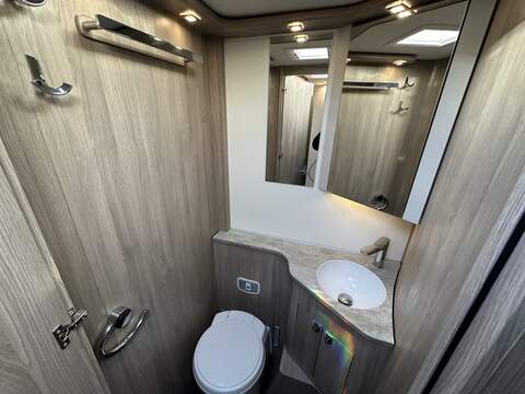 Coachman Travel Master 565 Motorhome - N1787