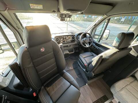 Coachman Travel Master 565 Motorhome - N1787