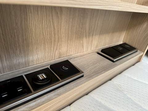 Coachman Travel Master 565 Motorhome - N1787